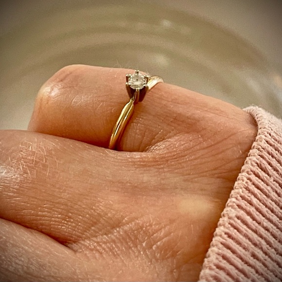 DIAMOND RING - Picture 5 of 7